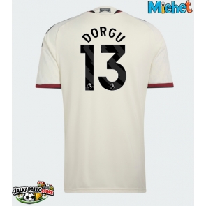 Manchester United Patrick Dorgu #13 Kolmaspaita 2026-27 Lyhythihainen